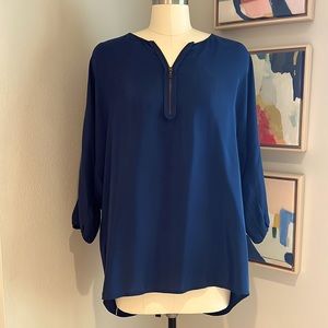 100% silk VINCE Quarter-Zip Blouse | Size Medium